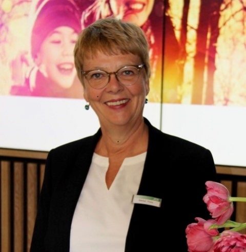 Bärbel Theis